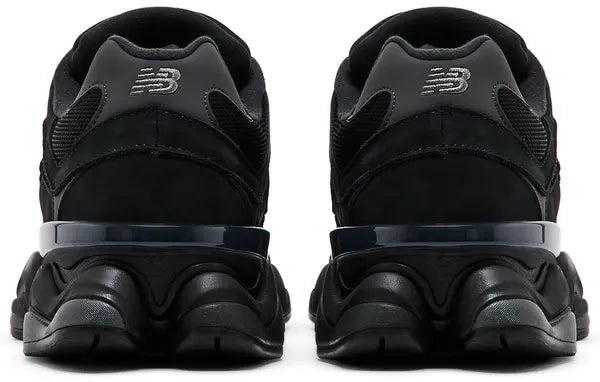 New Balance 9060 Triple Black