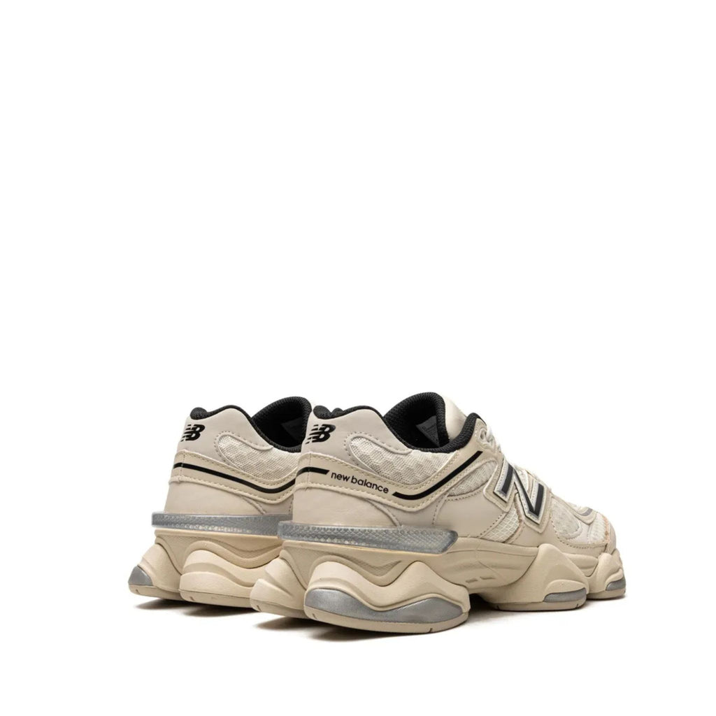 New Balance 9060 - Beige/Black