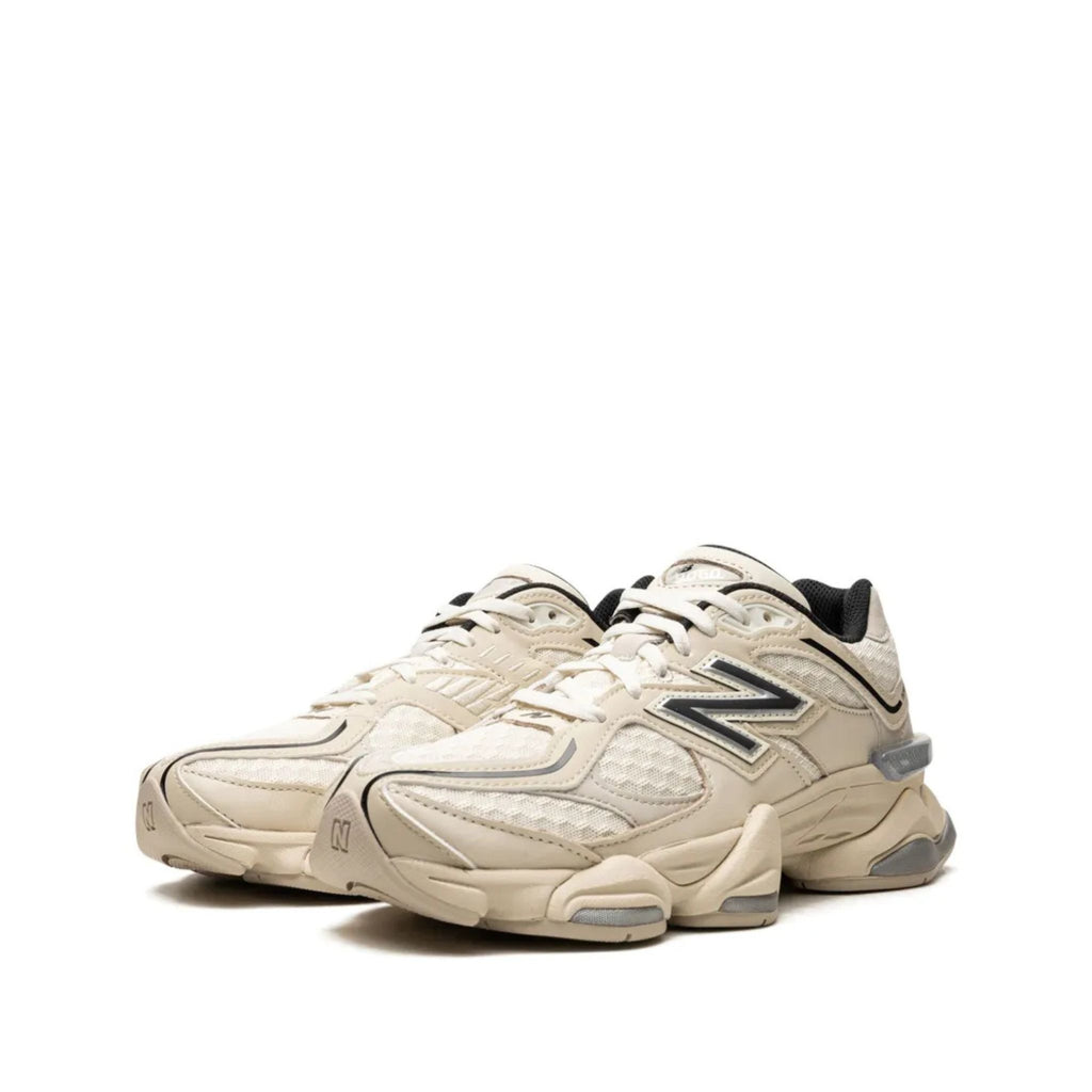 New Balance 9060 - Beige/Black