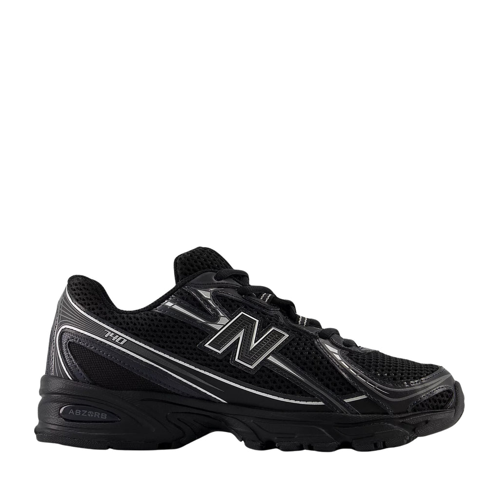 New Balance 740 Black